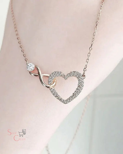 COLLAR INFINITO AMOR INFINITE™